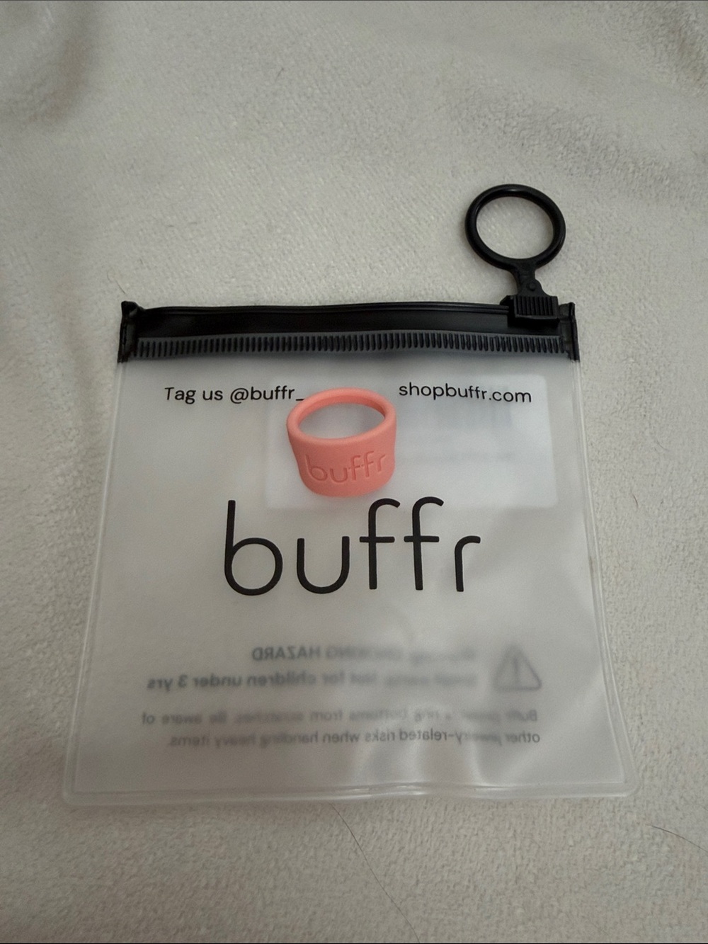 Buff silicone ring in coral pink